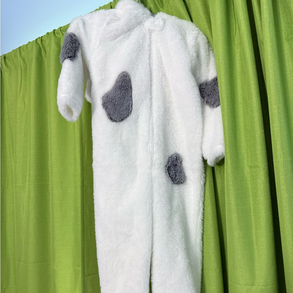 Disney White and Gray Spotted Fuzzy Animal Costume - Picture 1 of 3